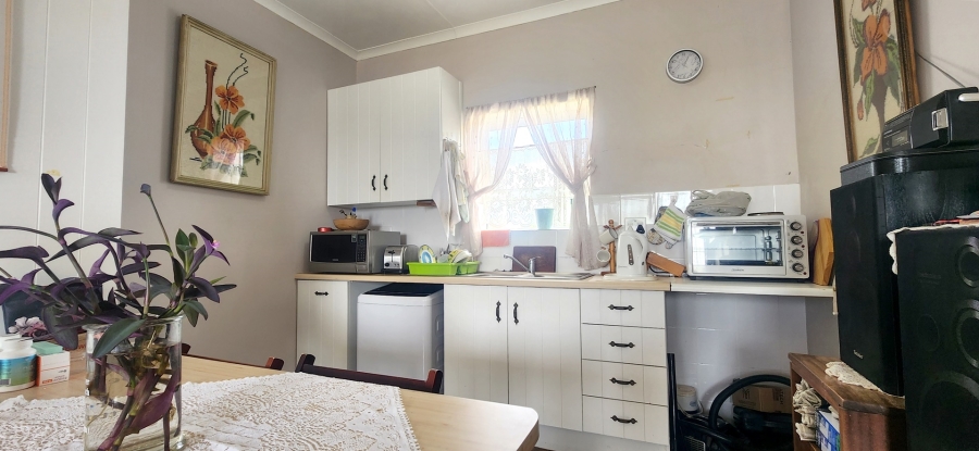 1 Bedroom Property for Sale in Bredasdorp Western Cape